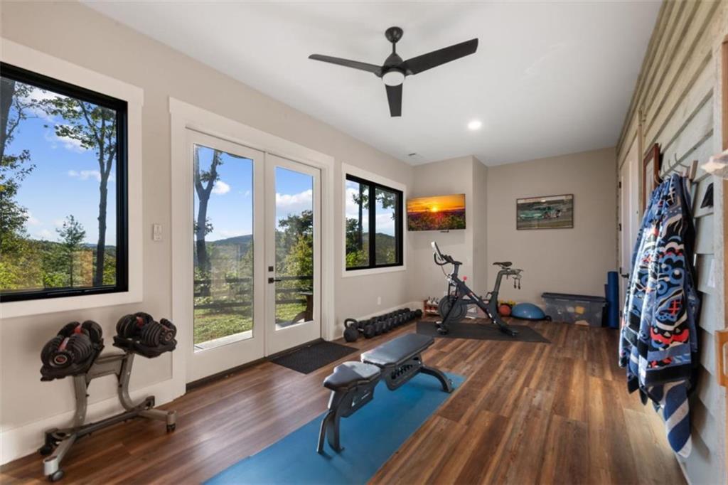 Ellijay, Georgia, 30536, United States, 3 Bedrooms Bedrooms, ,4 BathroomsBathrooms,Residential,Active,1968420