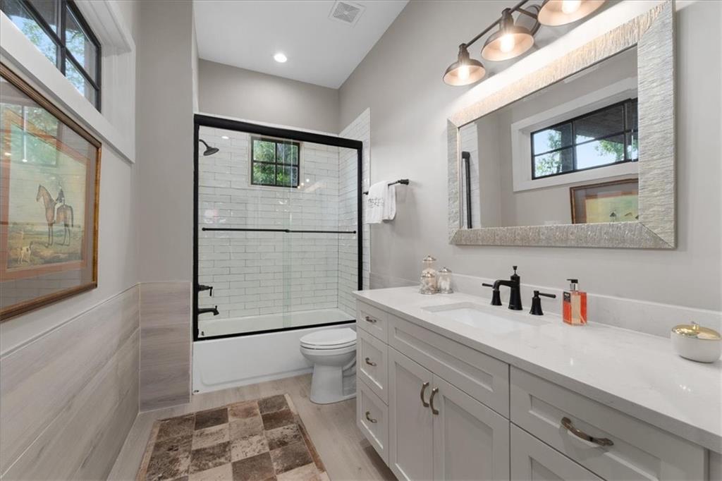 Ellijay, Georgia, 30540, United States, 5 Bedrooms Bedrooms, ,7 BathroomsBathrooms,Residential,Active,1954429