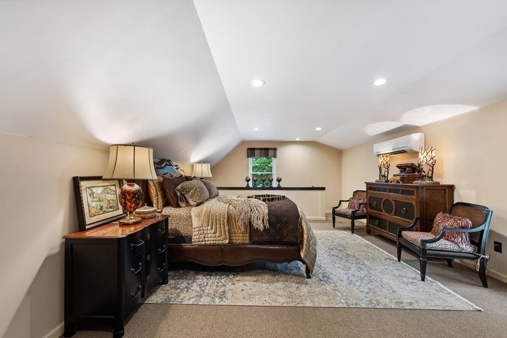 Ellijay, Georgia, 30536, United States, 4 Bedrooms Bedrooms, ,3 BathroomsBathrooms,Residential,Active,1867935