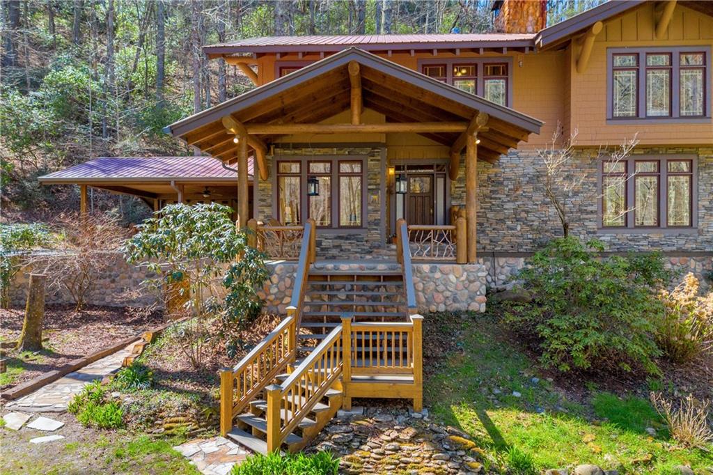 Cherry Log, Georgia, 30522, United States, 4 Bedrooms Bedrooms, ,5 BathroomsBathrooms,Residential,Active,2044183