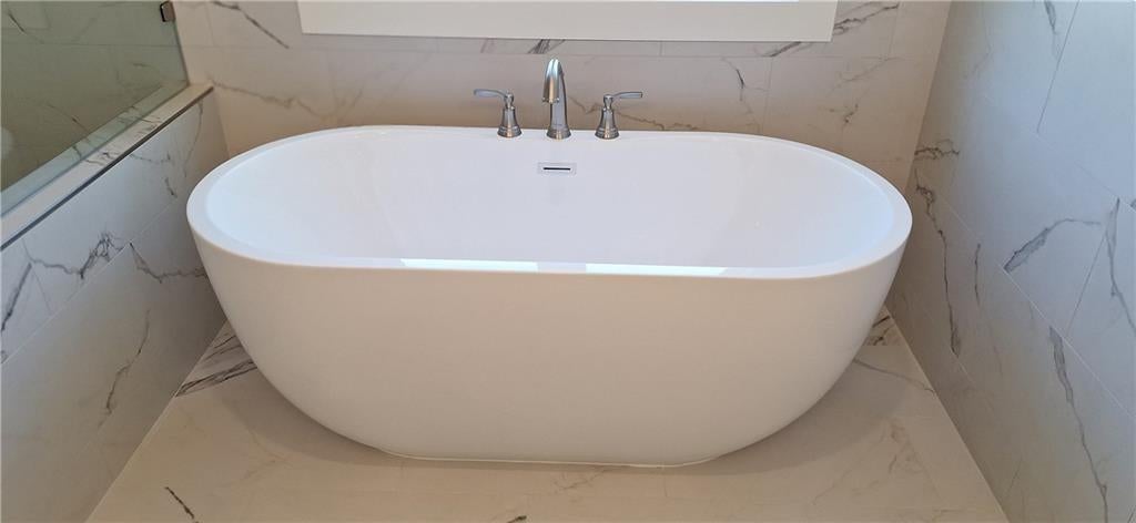 Cumming, Georgia, 30041, United States, 5 Bedrooms Bedrooms, ,4 BathroomsBathrooms,Residential,Active,1859384