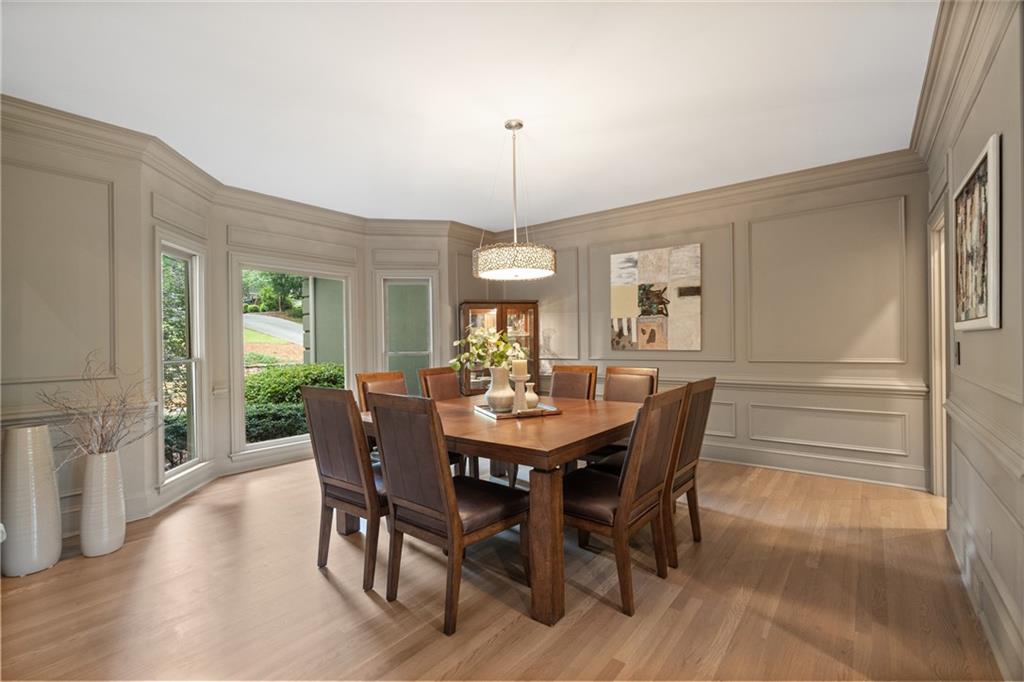 Johns Creek, Georgia, 30022, United States, 6 Bedrooms Bedrooms, ,5 BathroomsBathrooms,Residential,Active,1943809