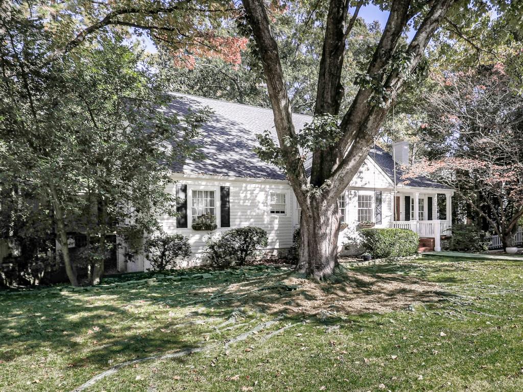 Atlanta, Georgia, 30305, United States, 5 Bedrooms Bedrooms, ,6 BathroomsBathrooms,Residential,Active,1988481