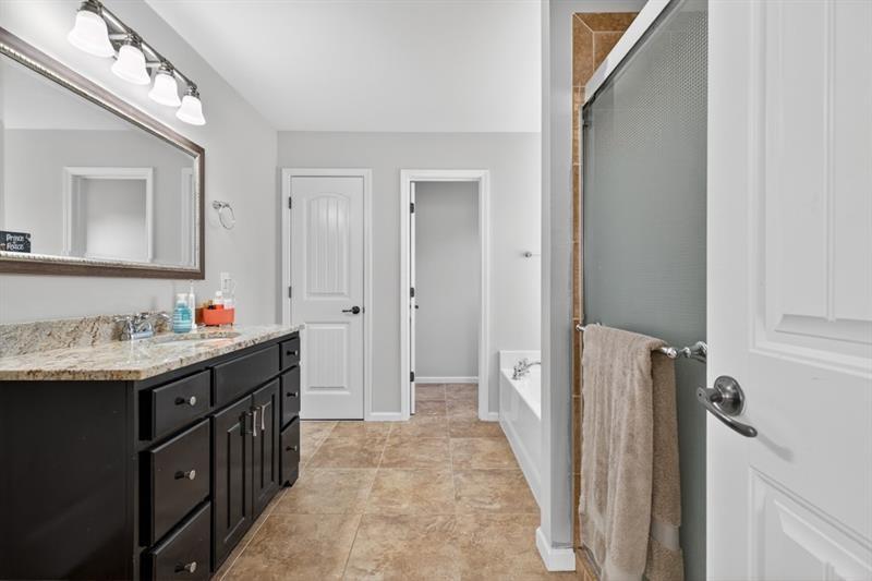 Flowery Branch, Georgia, 30542, United States, 6 Bedrooms Bedrooms, ,6 BathroomsBathrooms,Residential,Active,2007080