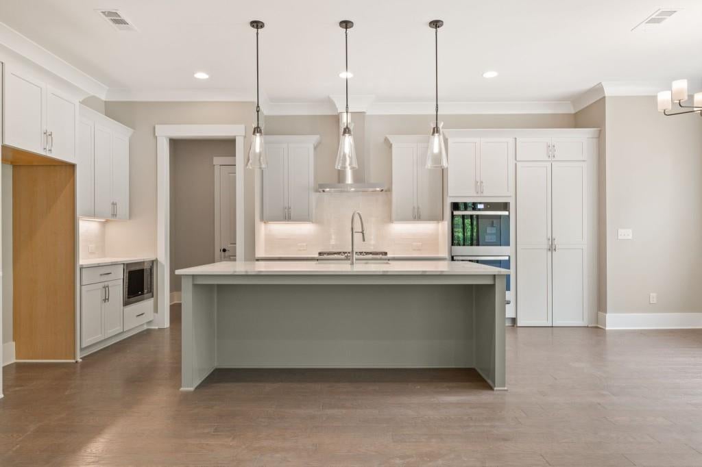 Cumming, Georgia, 30041, United States, 5 Bedrooms Bedrooms, ,4 BathroomsBathrooms,Residential,Active,1859384