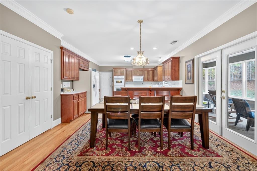 Suwanee, Georgia, 30024, United States, 7 Bedrooms Bedrooms, ,6 BathroomsBathrooms,Residential,Active,1990667