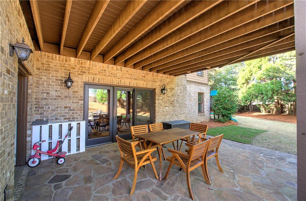 Canton, Georgia, 30114, United States, 6 Bedrooms Bedrooms, ,5 BathroomsBathrooms,Residential,Active,2009423