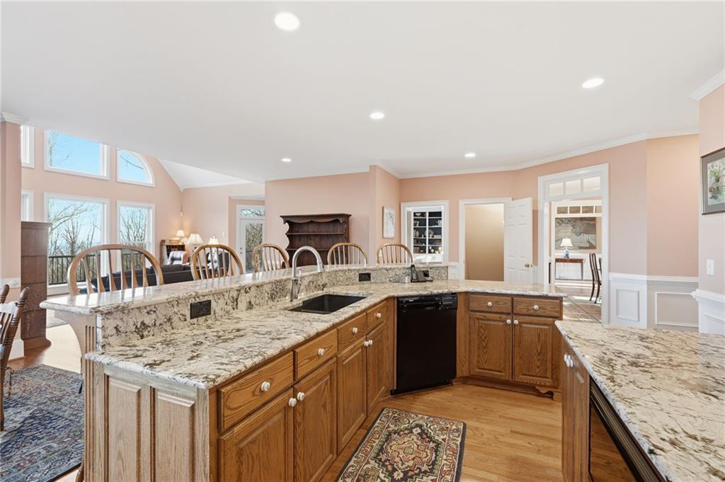 Big Canoe, Georgia, 30143, United States, 4 Bedrooms Bedrooms, ,5 BathroomsBathrooms,Residential,Active,2010159