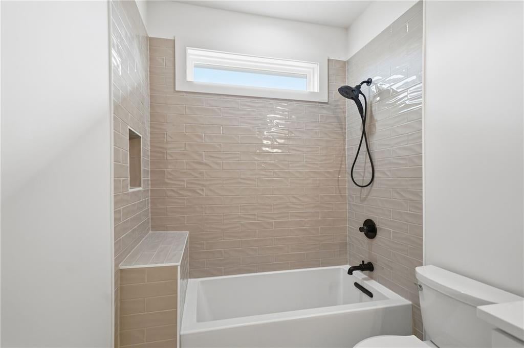 Canton, Georgia, 30115, United States, 5 Bedrooms Bedrooms, ,4 BathroomsBathrooms,Residential,Active,2001340