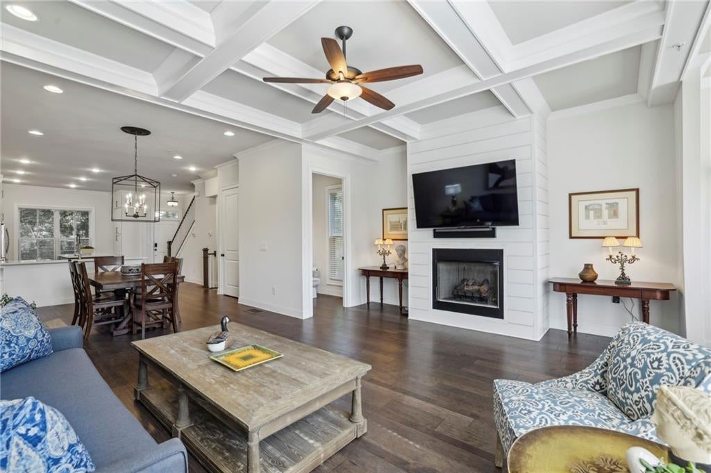 Alpharetta, Georgia, 30009, United States, 3 Bedrooms Bedrooms, ,4 BathroomsBathrooms,Residential,Active,1899879