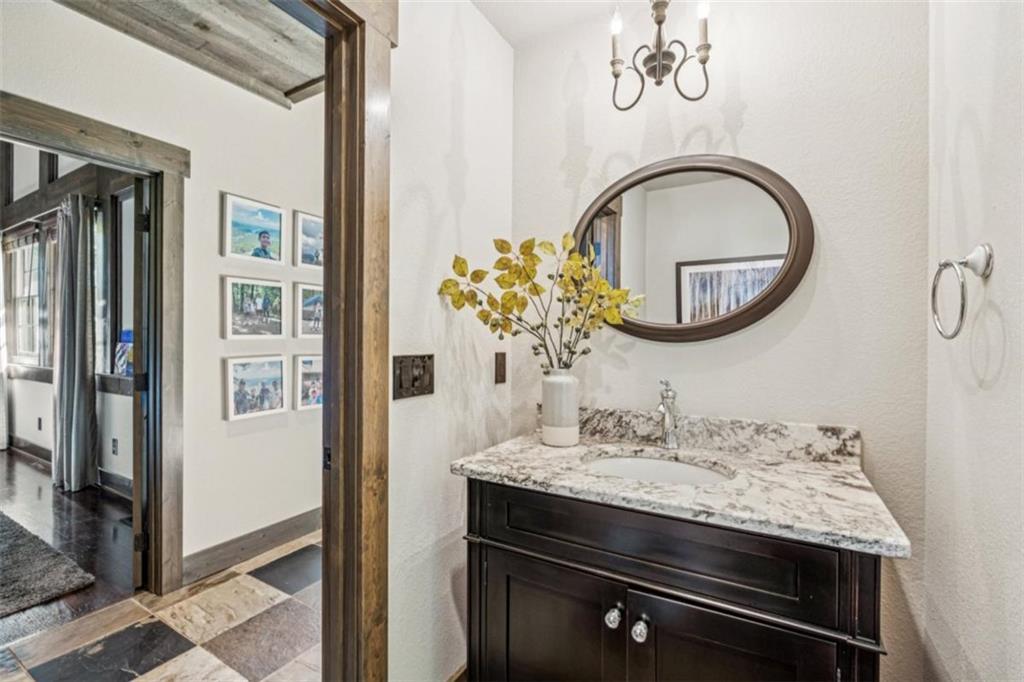Ellijay, Georgia, 30536, United States, 3 Bedrooms Bedrooms, ,4 BathroomsBathrooms,Residential,Active,1929428
