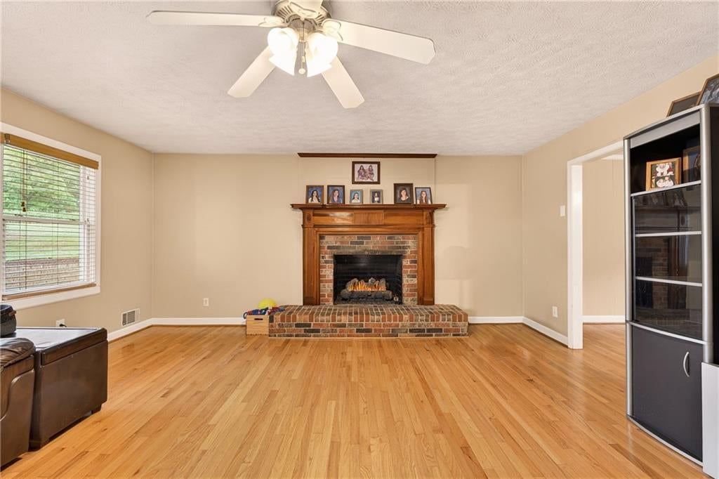 Dahlonega, Georgia, 30533, United States, 5 Bedrooms Bedrooms, ,4 BathroomsBathrooms,Residential,Active,2044539