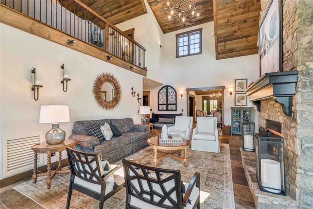 Ellijay, Georgia, 30536, United States, 3 Bedrooms Bedrooms, ,4 BathroomsBathrooms,Residential,Active,1929428
