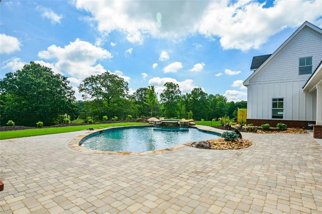 Waleska, Georgia, 30183, United States, ,5 BathroomsBathrooms,Residential,Active,1704235