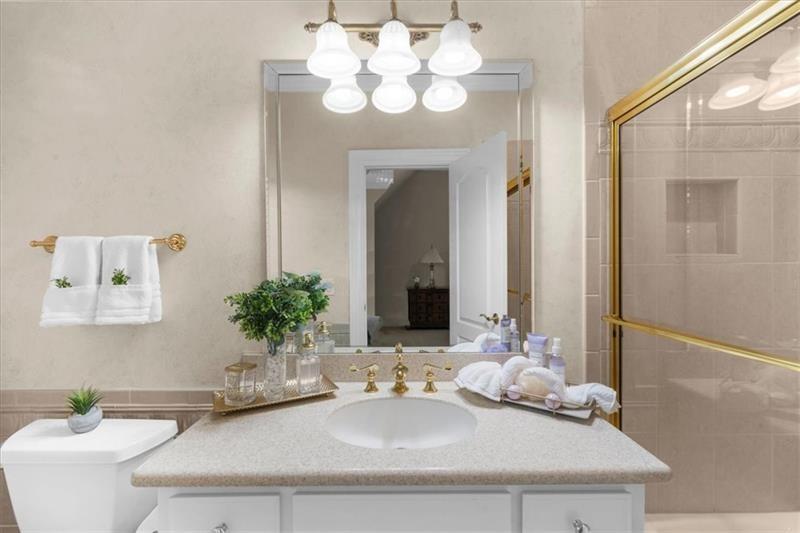 Alpharetta, Georgia, 30022, United States, 6 Bedrooms Bedrooms, ,9 BathroomsBathrooms,Residential,Active,2013446