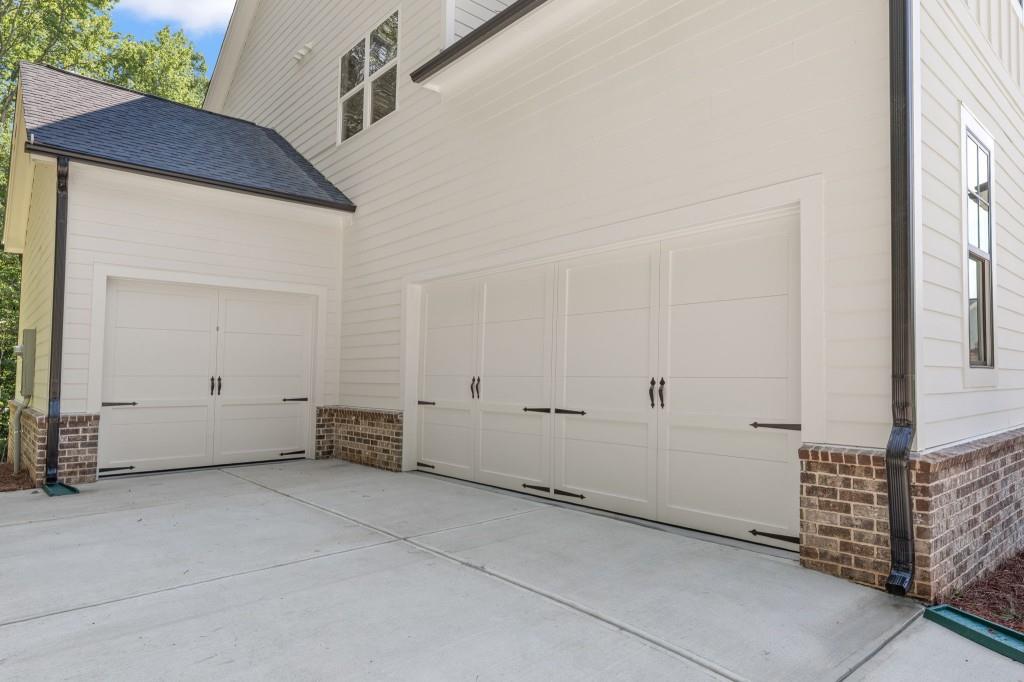 Gainesville, Georgia, 30506, United States, 4 Bedrooms Bedrooms, ,4 BathroomsBathrooms,Residential,Active,1927666