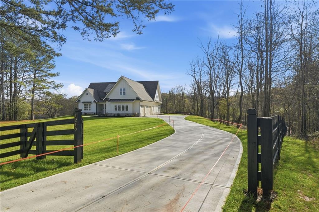 Canton, Georgia, 30115, United States, 5 Bedrooms Bedrooms, ,4 BathroomsBathrooms,Residential,Active,2001340