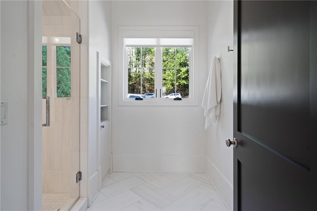 Johns Creek, Georgia, 30022, United States, ,6 BathroomsBathrooms,Residential,Active,1799401