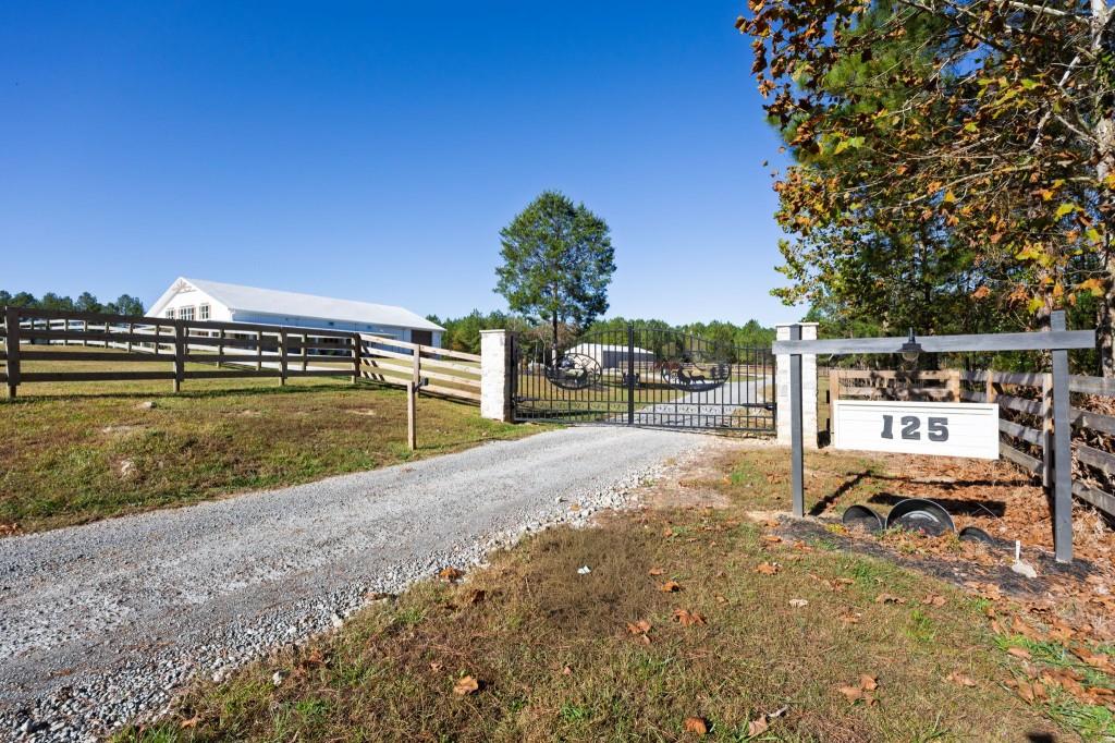 Rydal, Georgia, 30171, United States, 5 Bedrooms Bedrooms, ,5 BathroomsBathrooms,Residential,Active,1987269