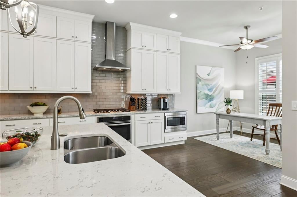 Alpharetta, Georgia, 30009, United States, 3 Bedrooms Bedrooms, ,4 BathroomsBathrooms,Residential,Active,1914799