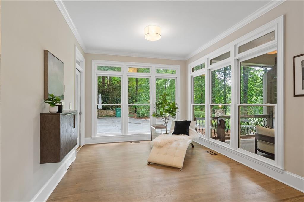 Johns Creek, Georgia, 30022, United States, 6 Bedrooms Bedrooms, ,5 BathroomsBathrooms,Residential,Active,1943809