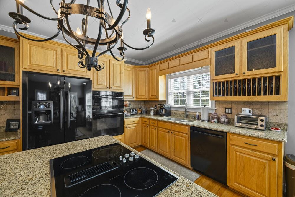 Monroe, Georgia, 30656, United States, 3 Bedrooms Bedrooms, ,5 BathroomsBathrooms,Residential,Active,1995266