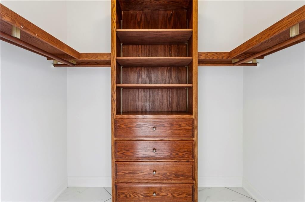 Taylorsville, Georgia, 30178, United States, 5 Bedrooms Bedrooms, ,6 BathroomsBathrooms,Residential,Active,1953004