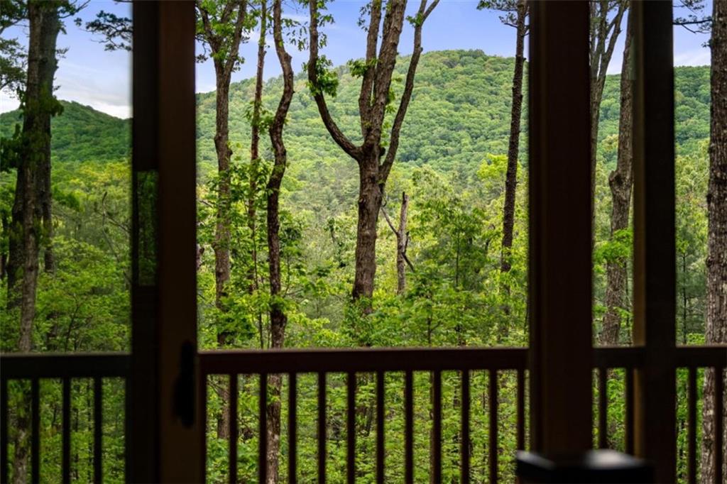 Ellijay, Georgia, 30536, United States, 4 Bedrooms Bedrooms, ,4 BathroomsBathrooms,Residential,Active,1810365