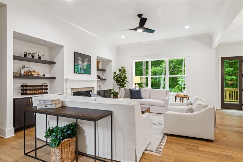 Gainesville, Georgia, 30506, United States, 5 Bedrooms Bedrooms, ,5 BathroomsBathrooms,Residential,Active,2006997