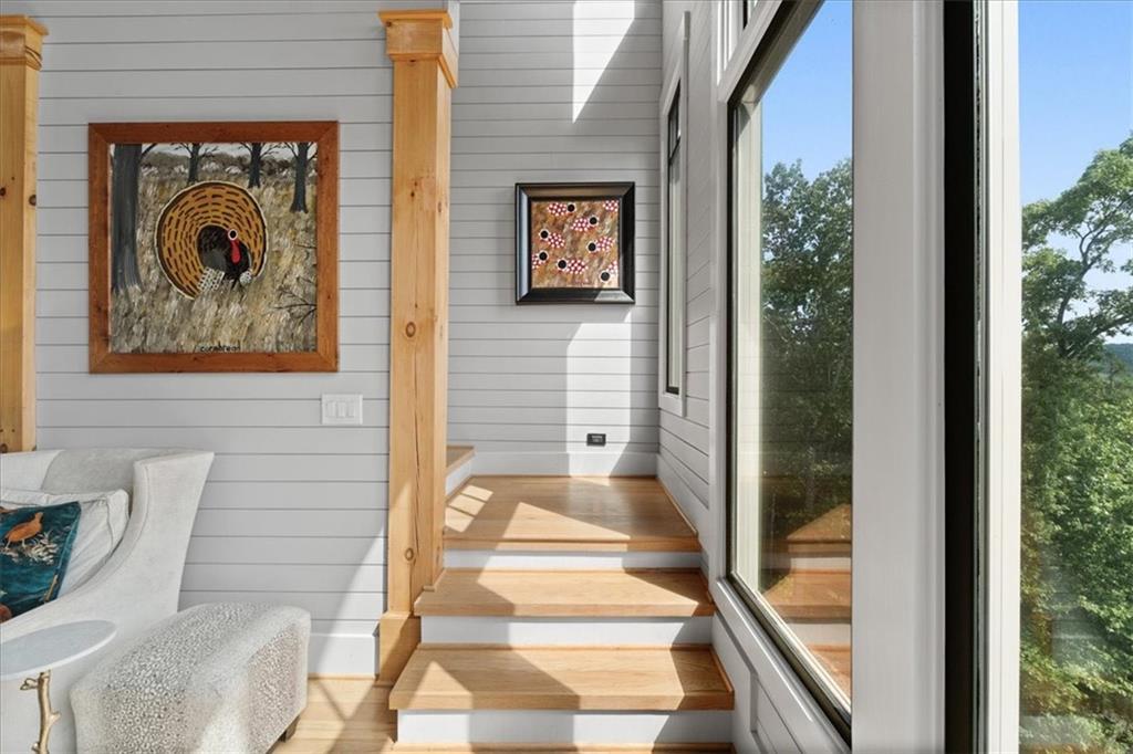 Ellijay, Georgia, 30540, United States, 5 Bedrooms Bedrooms, ,7 BathroomsBathrooms,Residential,Active,1954429