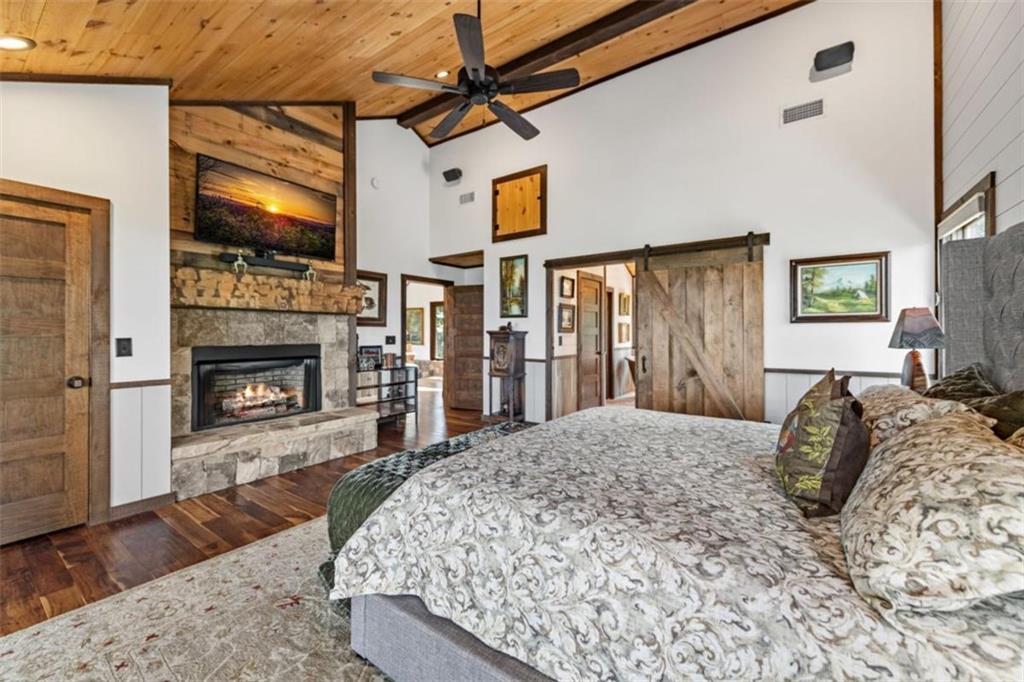 Blue Ridge, Georgia, 30513, United States, 4 Bedrooms Bedrooms, ,4 BathroomsBathrooms,Residential,Active,1908165