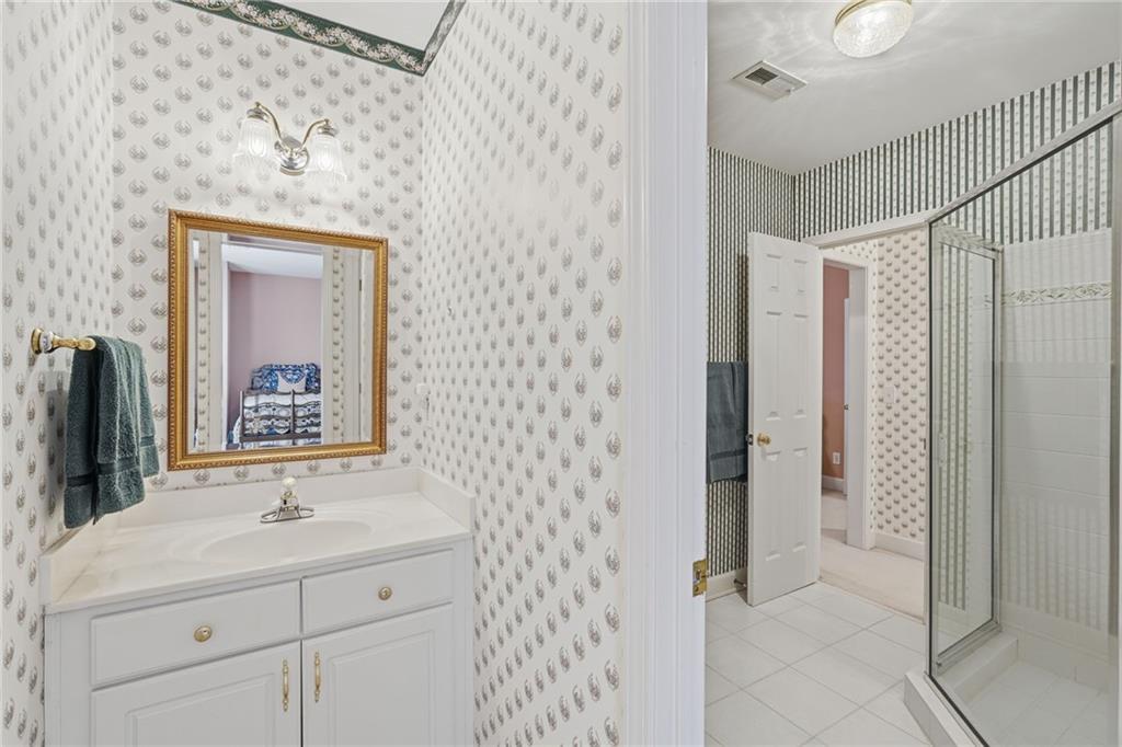 Big Canoe, Georgia, 30143, United States, 4 Bedrooms Bedrooms, ,5 BathroomsBathrooms,Residential,Active,2010159