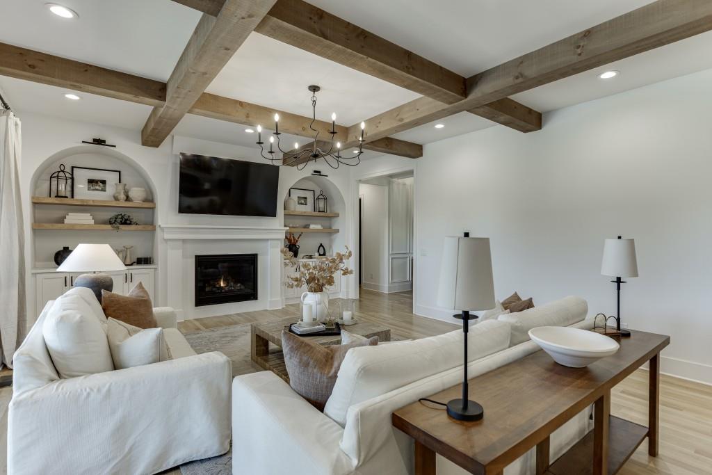 Flowery Branch, Georgia, 30542, United States, 4 Bedrooms Bedrooms, ,6 BathroomsBathrooms,Residential,Active,1999935