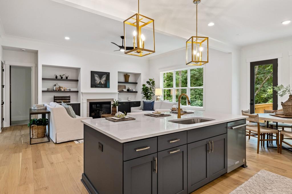 Gainesville, Georgia, 30506, United States, 5 Bedrooms Bedrooms, ,5 BathroomsBathrooms,Residential,Active,1926890