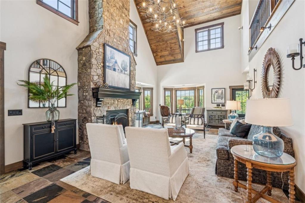 Ellijay, Georgia, 30536, United States, 3 Bedrooms Bedrooms, ,4 BathroomsBathrooms,Residential,Active,1929428