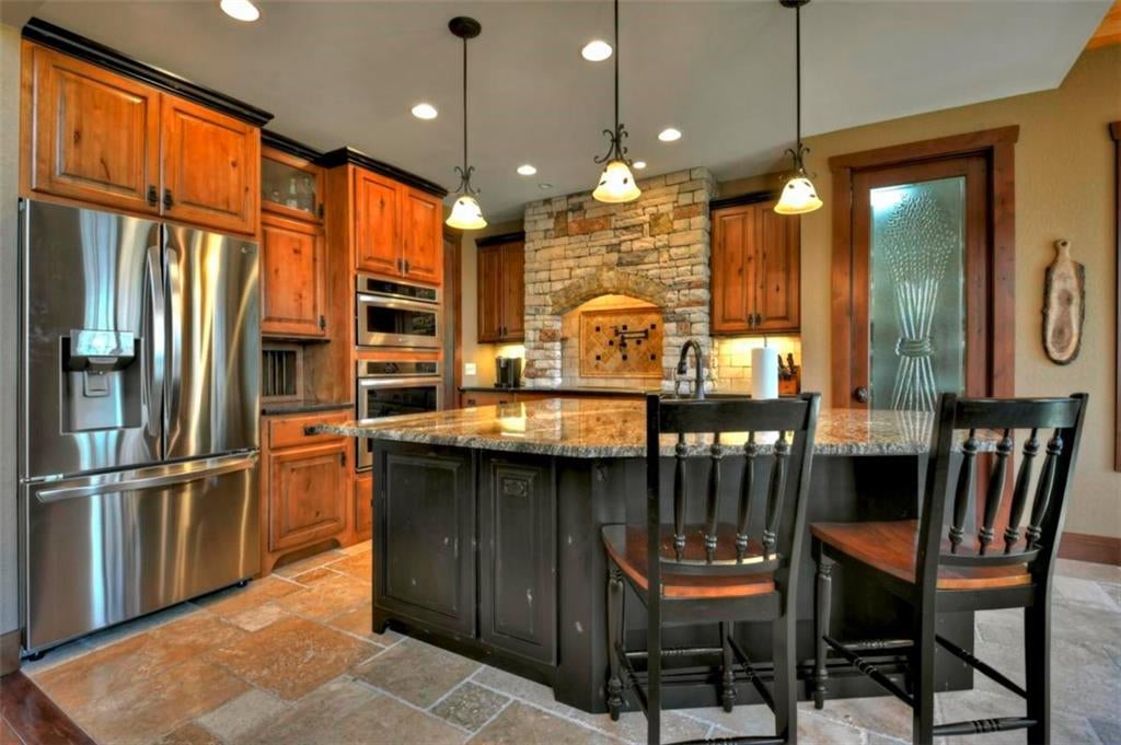 Ellijay, Georgia, 30536, United States, 5 Bedrooms Bedrooms, ,6 BathroomsBathrooms,Residential,Active,1954428