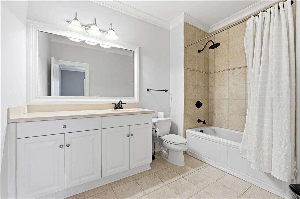 Kennesaw, Georgia, 30152, United States, 6 Bedrooms Bedrooms, ,8 BathroomsBathrooms,Residential,Active,2009407