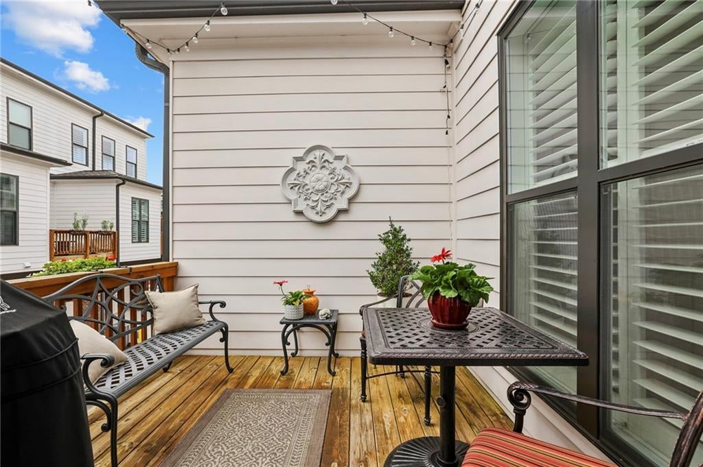 Alpharetta, Georgia, 30009, United States, 3 Bedrooms Bedrooms, ,4 BathroomsBathrooms,Residential,Active,1914799