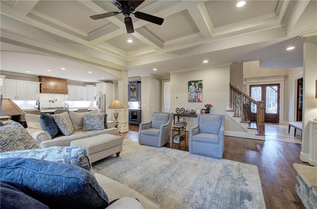 Canton, Georgia, 30114, United States, 6 Bedrooms Bedrooms, ,5 BathroomsBathrooms,Residential,Active,2009423