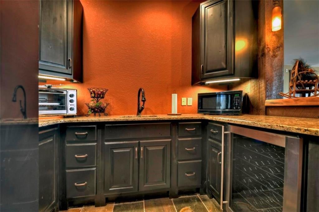 Ellijay, Georgia, 30536, United States, 5 Bedrooms Bedrooms, ,6 BathroomsBathrooms,Residential,Active,1954428