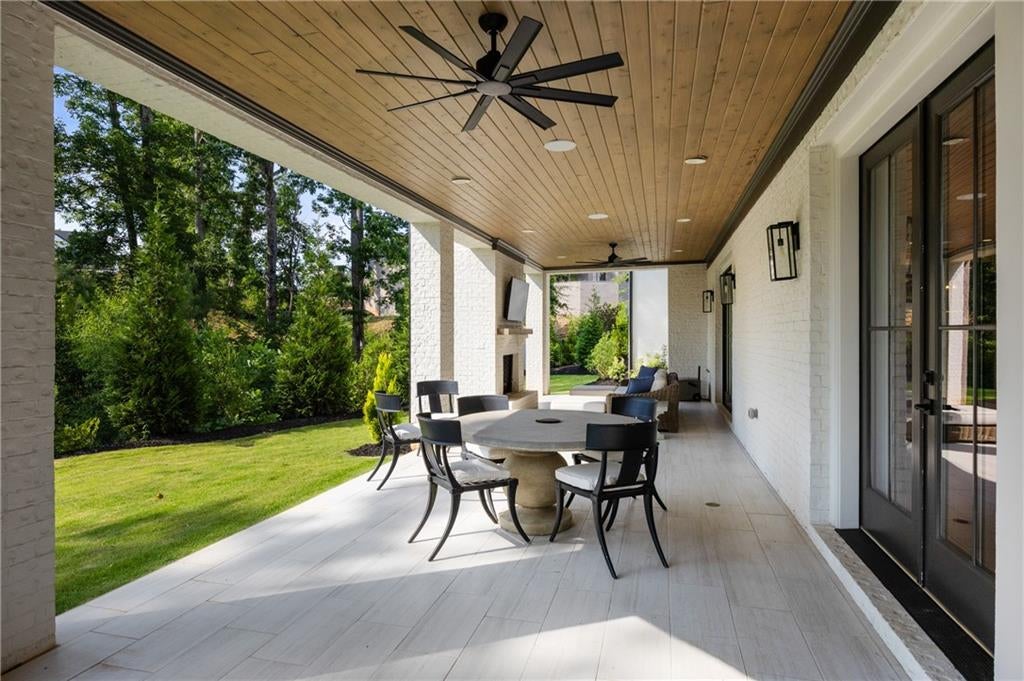 Alpharetta, Georgia, 30004, United States, 6 Bedrooms Bedrooms, ,8 BathroomsBathrooms,Residential,Active,1929413