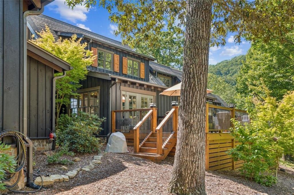 Ellijay, Georgia, 30536, United States, 3 Bedrooms Bedrooms, ,4 BathroomsBathrooms,Residential,Active,1929428