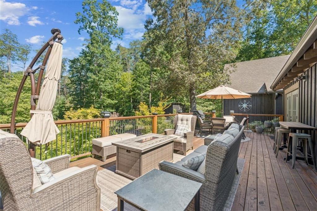 Ellijay, Georgia, 30536, United States, 3 Bedrooms Bedrooms, ,4 BathroomsBathrooms,Residential,Active,1929428