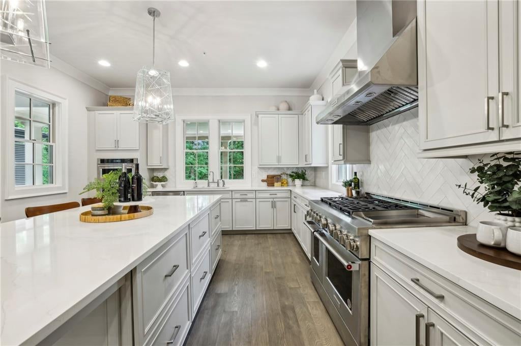 Alpharetta, Georgia, 30009, United States, 3 Bedrooms Bedrooms, ,4 BathroomsBathrooms,Residential,Active,1849562