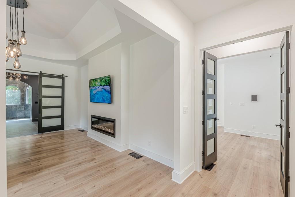 Douglasville, Georgia, 30134, United States, 3 Bedrooms Bedrooms, ,3 BathroomsBathrooms,Residential,Active,1997587