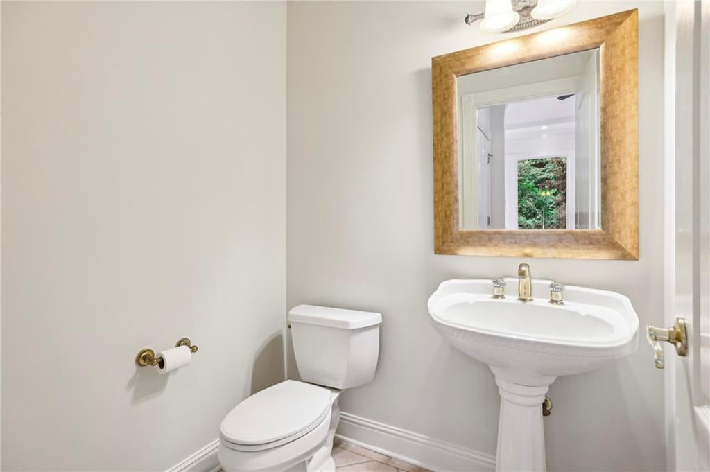 Marietta, Georgia, 30062, United States, 6 Bedrooms Bedrooms, ,6 BathroomsBathrooms,Residential,Active,1965815