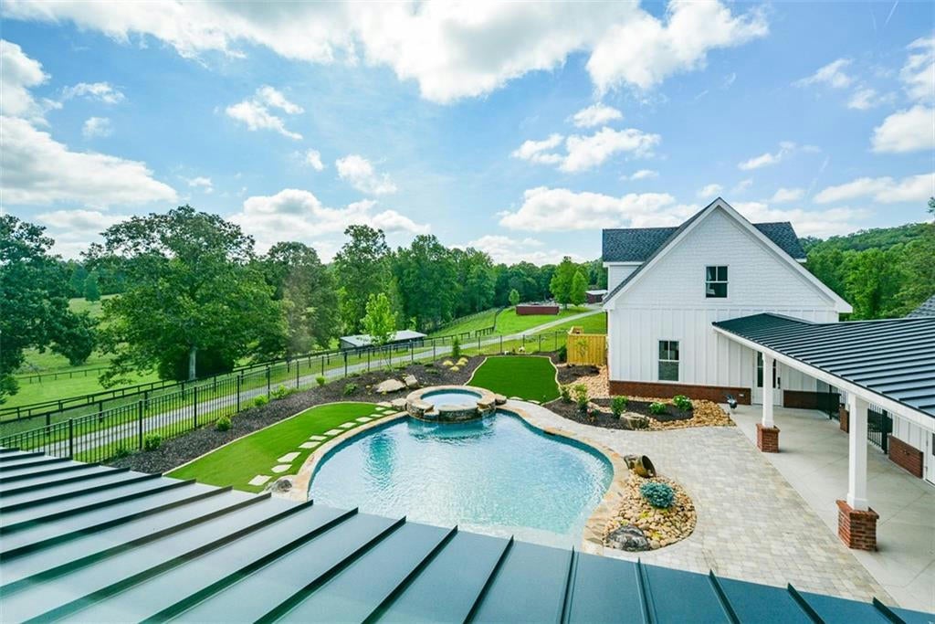 Waleska, Georgia, 30183, United States, ,5 BathroomsBathrooms,Residential,Active,1704235