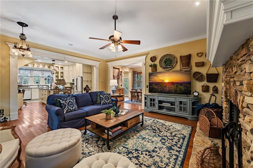 Ellijay, Georgia, 30540, United States, 4 Bedrooms Bedrooms, ,3 BathroomsBathrooms,Residential,Active,1968102