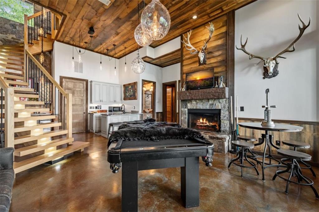 Blue Ridge, Georgia, 30513, United States, 4 Bedrooms Bedrooms, ,4 BathroomsBathrooms,Residential,Active,1908165