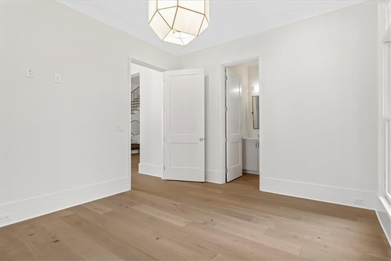 Atlanta, Georgia, 30309, United States, 4 Bedrooms Bedrooms, ,5 BathroomsBathrooms,Residential,Active,1997549